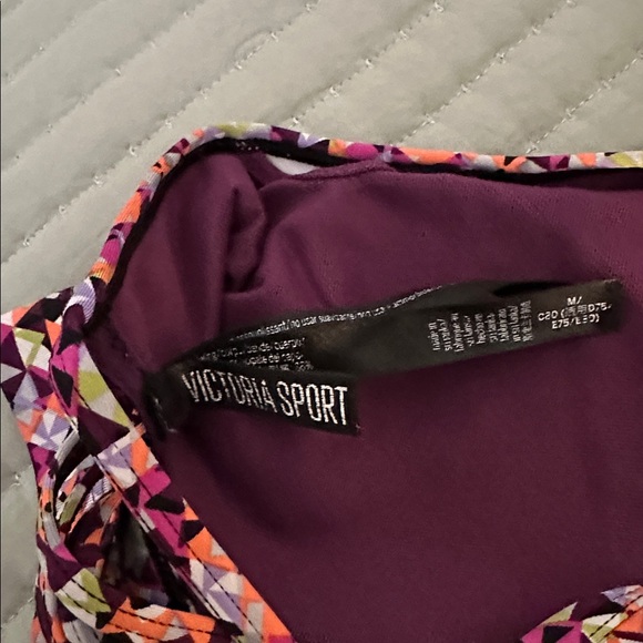 Victoria’s Secret Sports Bra Set - Picture 4 of 4